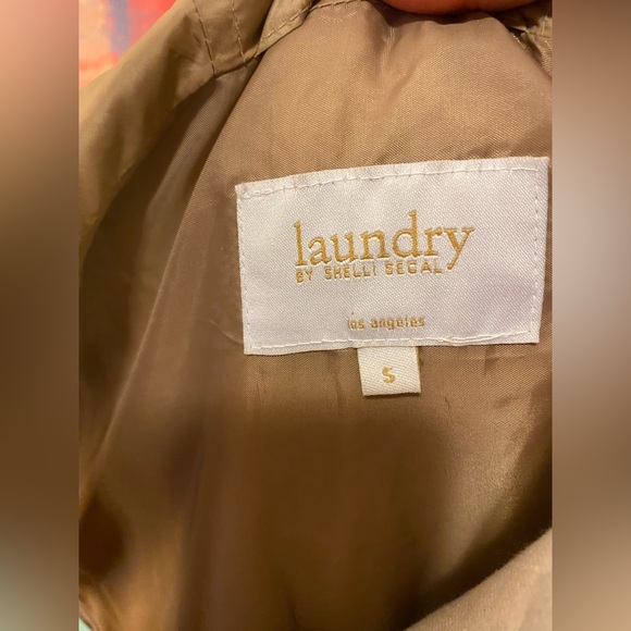 Laundry Light weight vest (Valentine’s Day Special) 💘❤️ - Picture 5 of 5